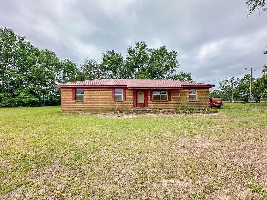 3 Acres of Land with Home for Sale in Chancellor, Alabama