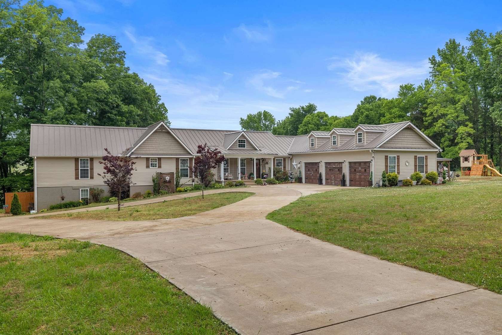 2.57 Acres of Land with Home for Sale in Rogersville, Alabama