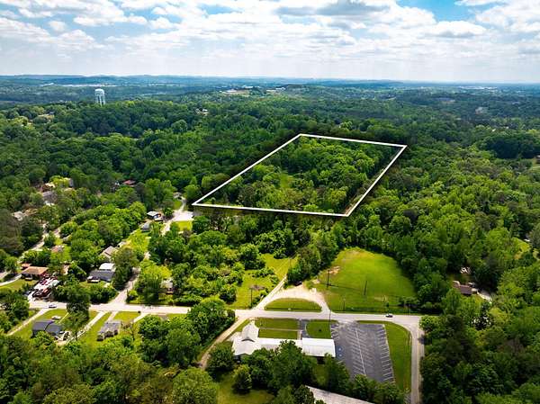 10 Acres of Residential Land for Sale in Chattanooga, Tennessee