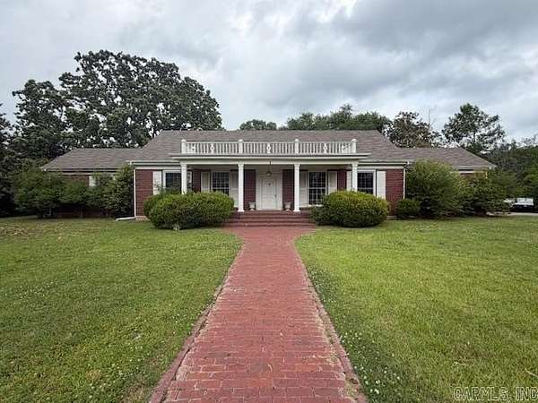 3.33 Acres of Land with Home for Sale in DeWitt, Arkansas