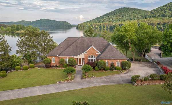 1.54 Acres of Land with Home for Sale in Ashville, Alabama