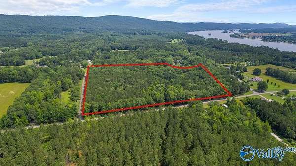 12.2 Acres of Recreational & Residential Land for Sale in Rainbow City, Alabama