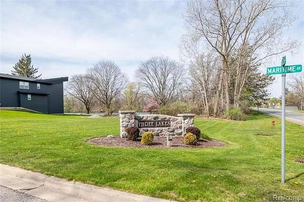 Residential Land for Sale in Holt, Michigan