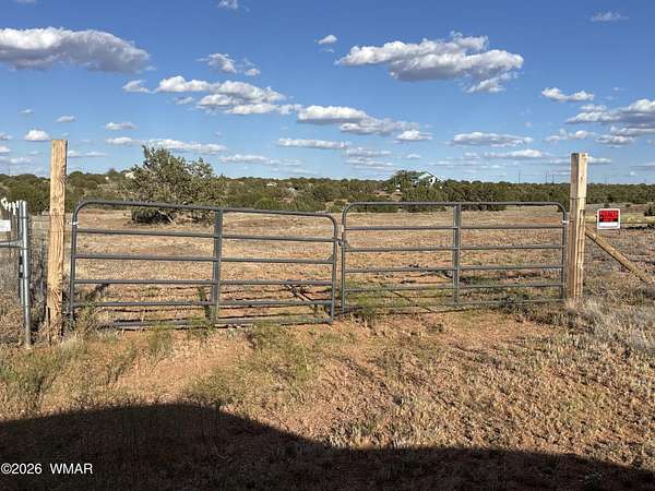 2.24 Acres of Residential Land for Sale in Snowflake, Arizona