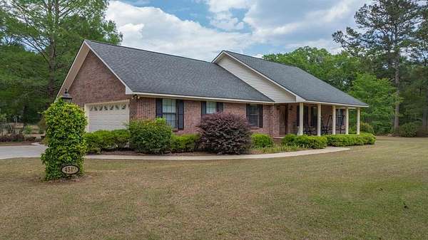 7.22 Acres of Land with Home for Sale in Pavo, Georgia
