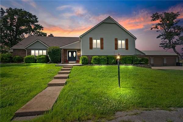 12 Acres of Land with Home for Sale in Parsons, Kansas