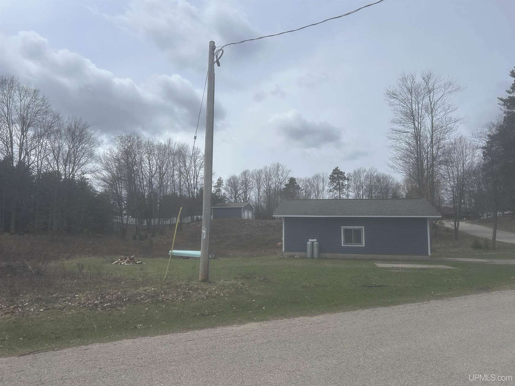 1.1 Acres of Residential Land for Sale in Kingsford, Michigan