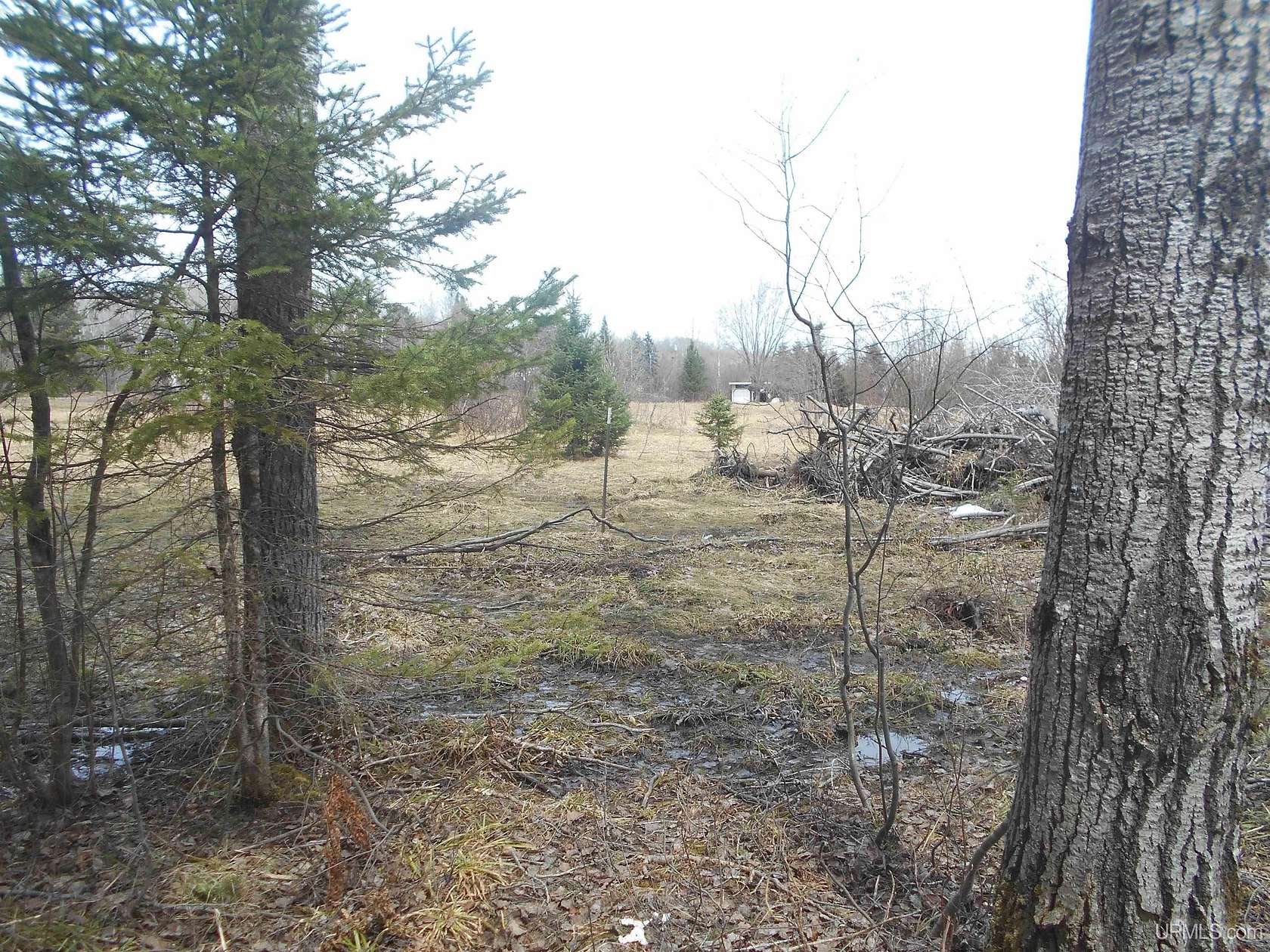 1.6 Acres of Residential Land for Sale in Chassell, Michigan