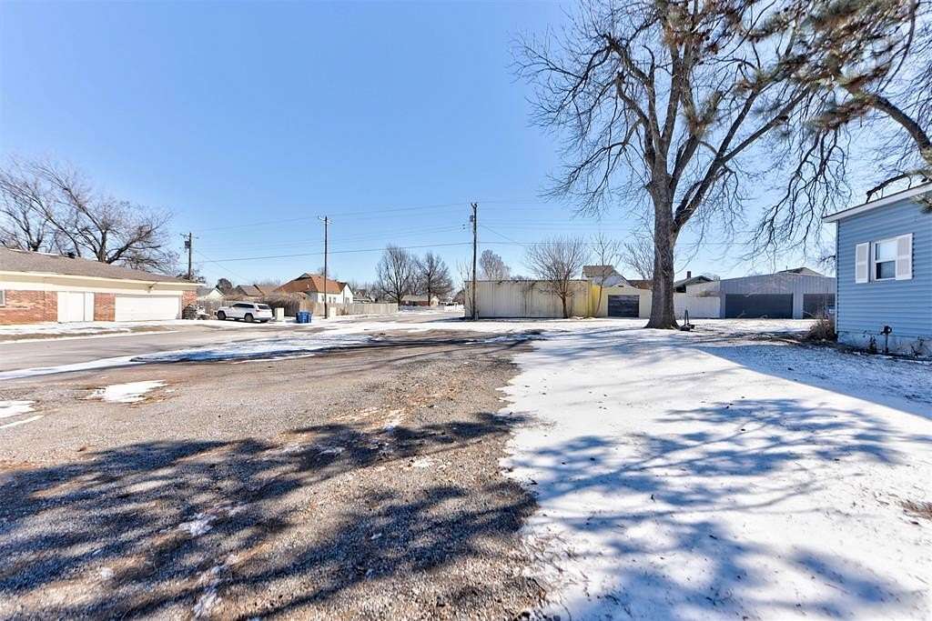 0.11 Acres of Commercial Land for Sale in El Reno, Oklahoma