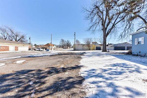 0.11 Acres of Commercial Land for Sale in El Reno, Oklahoma