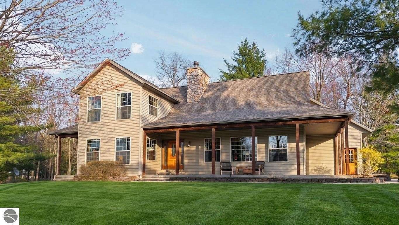 10.3 Acres of Land with Home for Sale in St. Helen, Michigan