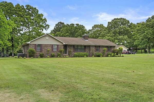 2.1 Acres of Land with Home for Sale in Searcy, Arkansas
