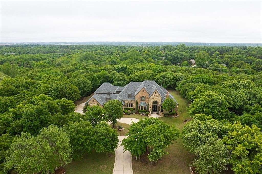 2 Acres of Land with Home for Sale in Edmond, Oklahoma