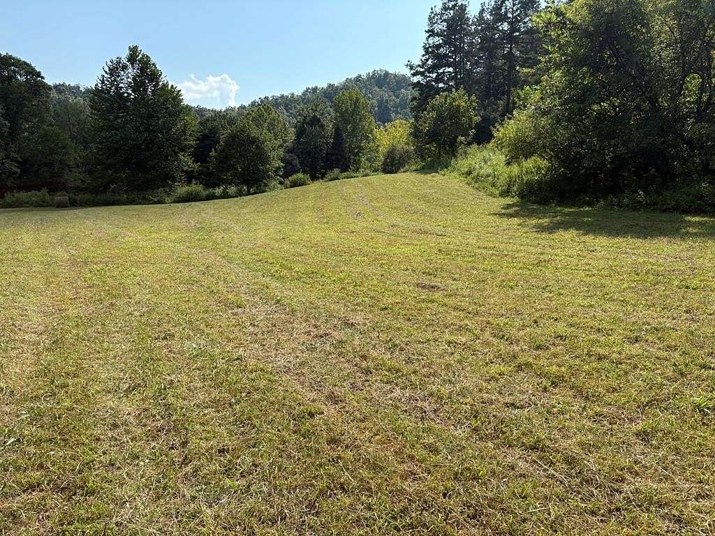 5 Acres of Residential Land for Sale in Salyersville, Kentucky