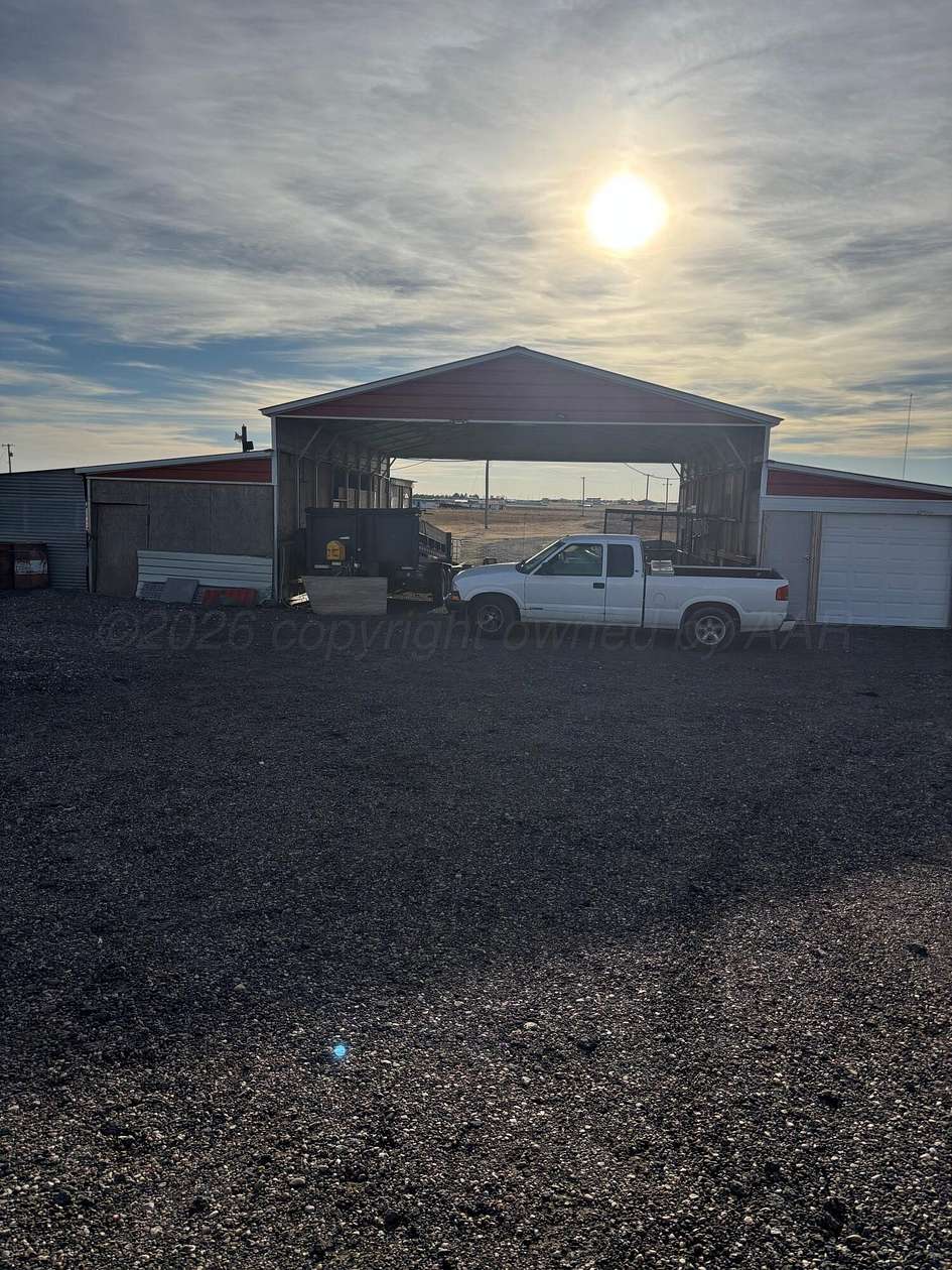 10 Acres of Land with Home for Sale in Amarillo, Texas