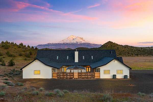 155 Acres of Agricultural Land with Home for Sale in Gazelle, California