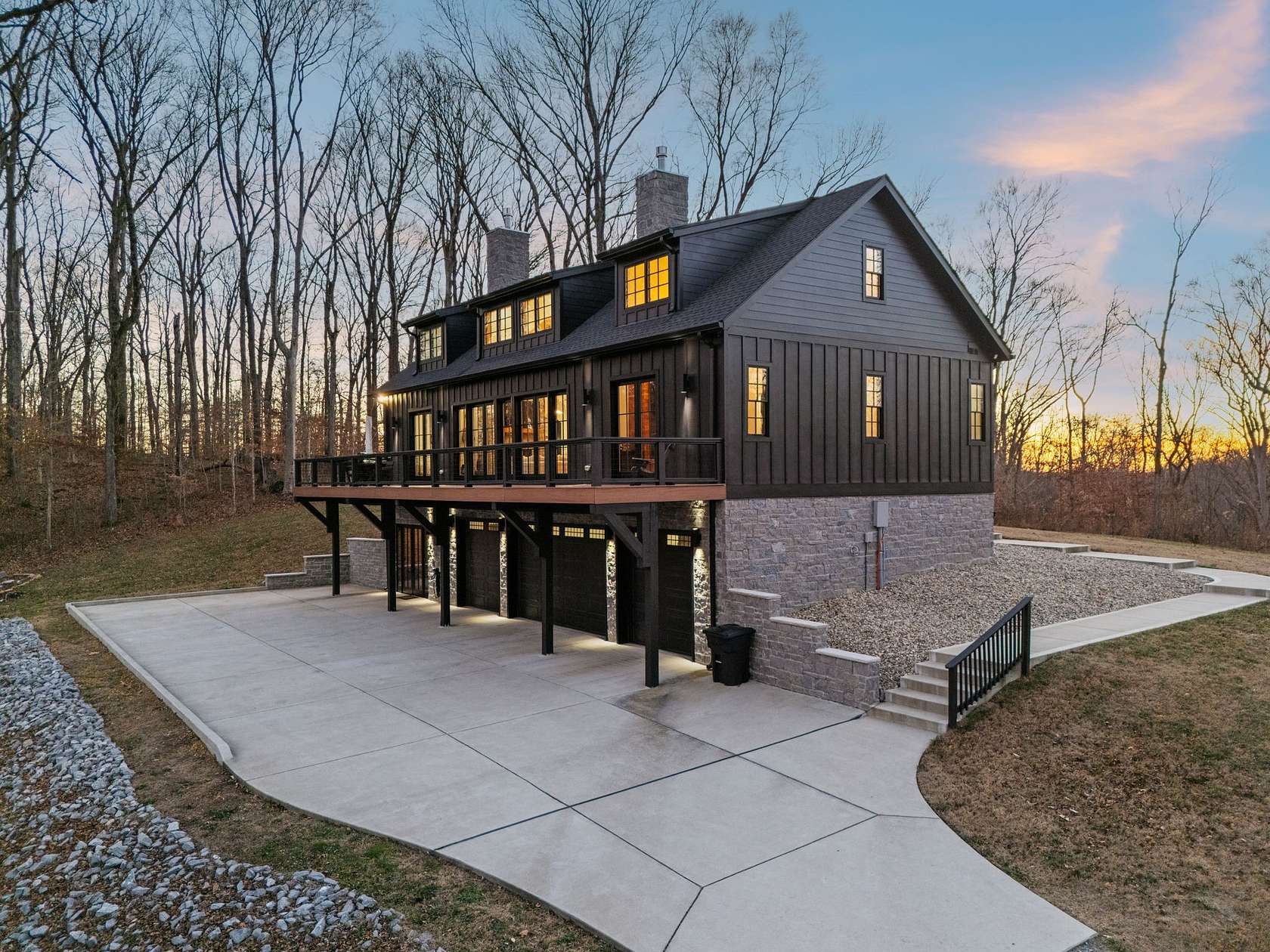 5.53 Acres of Land with Home for Sale in Nashville, Tennessee