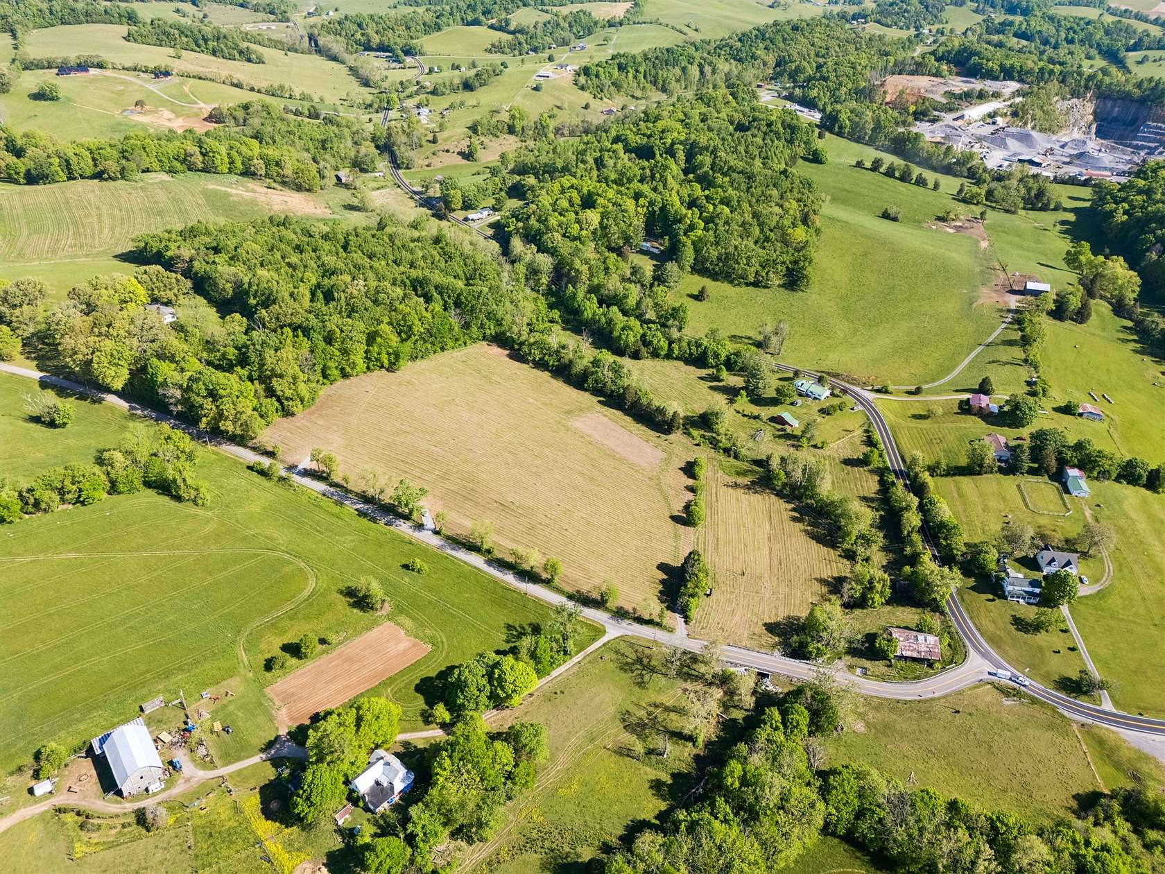 8.26 Acres of Residential Land for Sale in Jonesborough, Tennessee