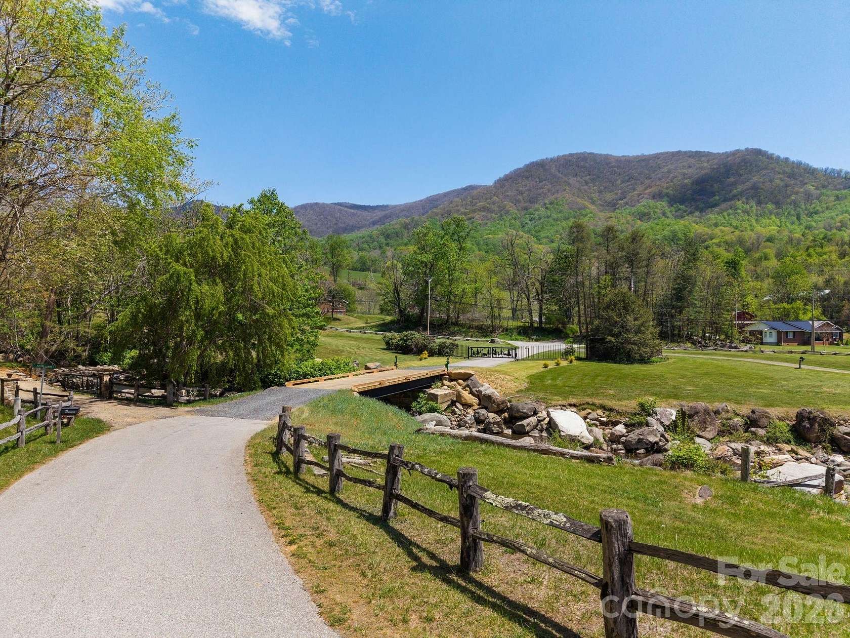 1.43 Acres of Residential Land for Sale in Bakersville, North Carolina