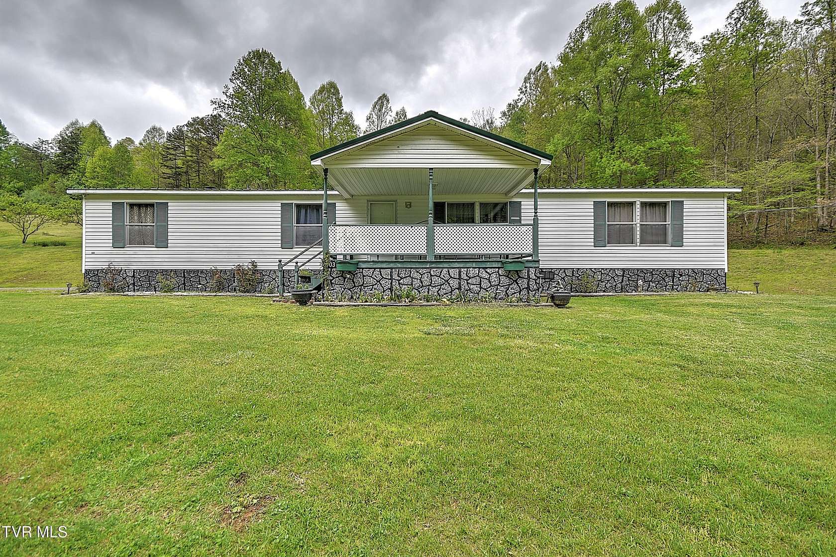 44.1 Acres of Land with Home for Sale in Coeburn, Virginia