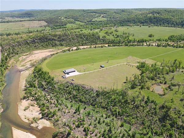 43.7 Acres of Recreational Land for Sale in Yellville, Arkansas