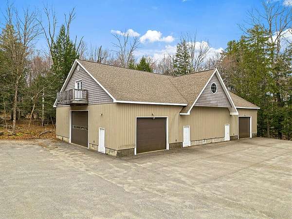 2 Acres of Improved Commercial Land for Sale in Oakland, Maine