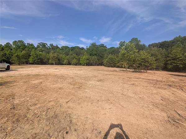 6 Acres of Residential Land for Sale in Cleveland, Georgia