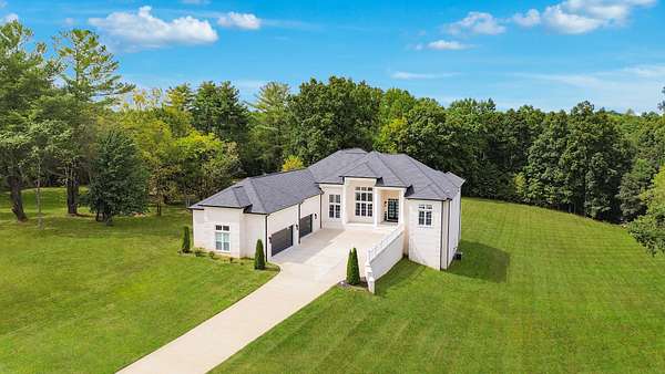 8 Acres of Land with Home for Sale in Portland, Tennessee