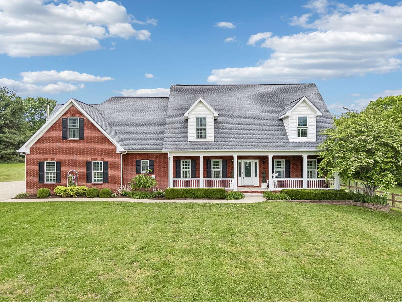 3 Acres of Land with Home for Sale in Spring Hill, Tennessee