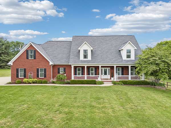 3 Acres of Land with Home for Sale in Spring Hill, Tennessee