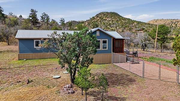5.1 Acres of Land with Home for Sale in Fort Davis, Texas