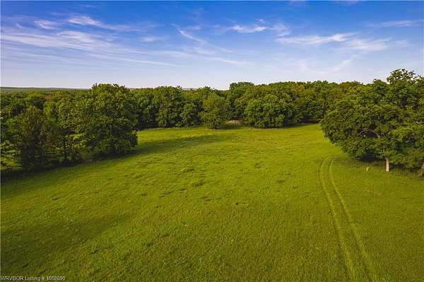 20 Acres of Agricultural & Residential Land for Sale in Sallisaw, Oklahoma
