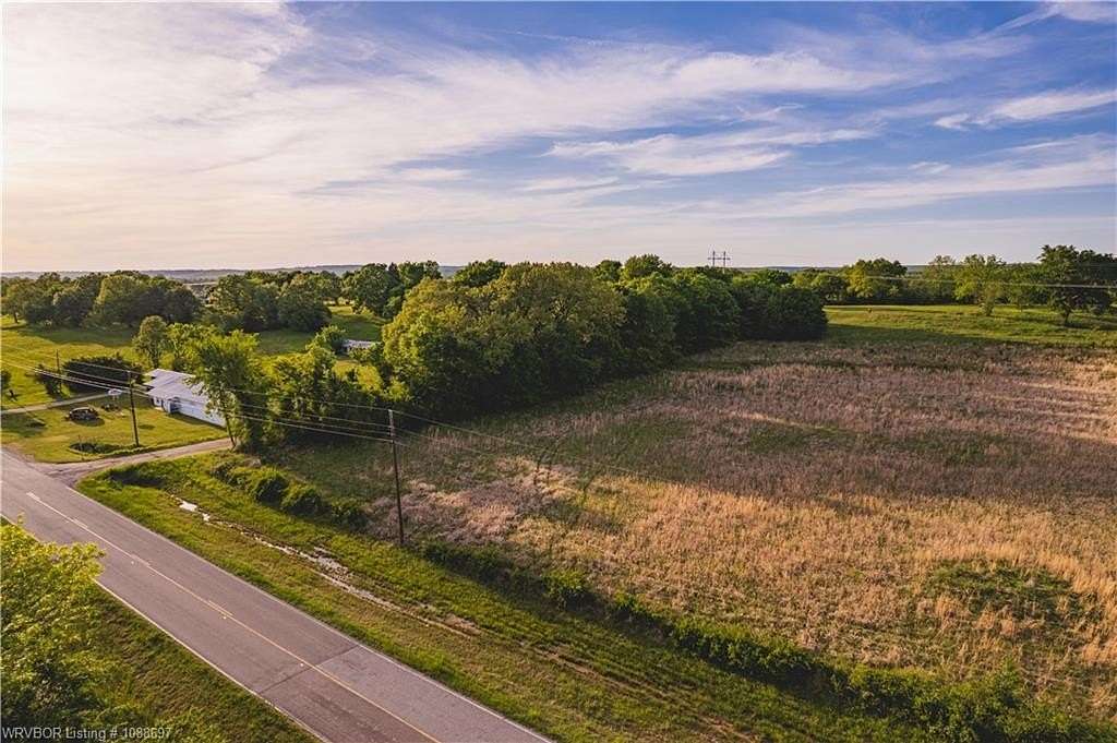 5 Acres of Residential Land for Sale in Sallisaw, Oklahoma