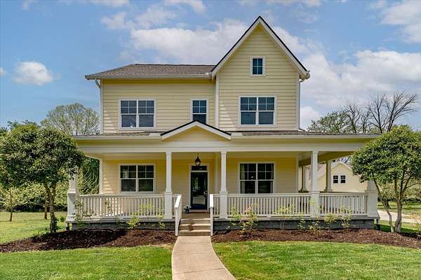 4.5 Acres of Land with Home for Sale in Brentwood, Tennessee