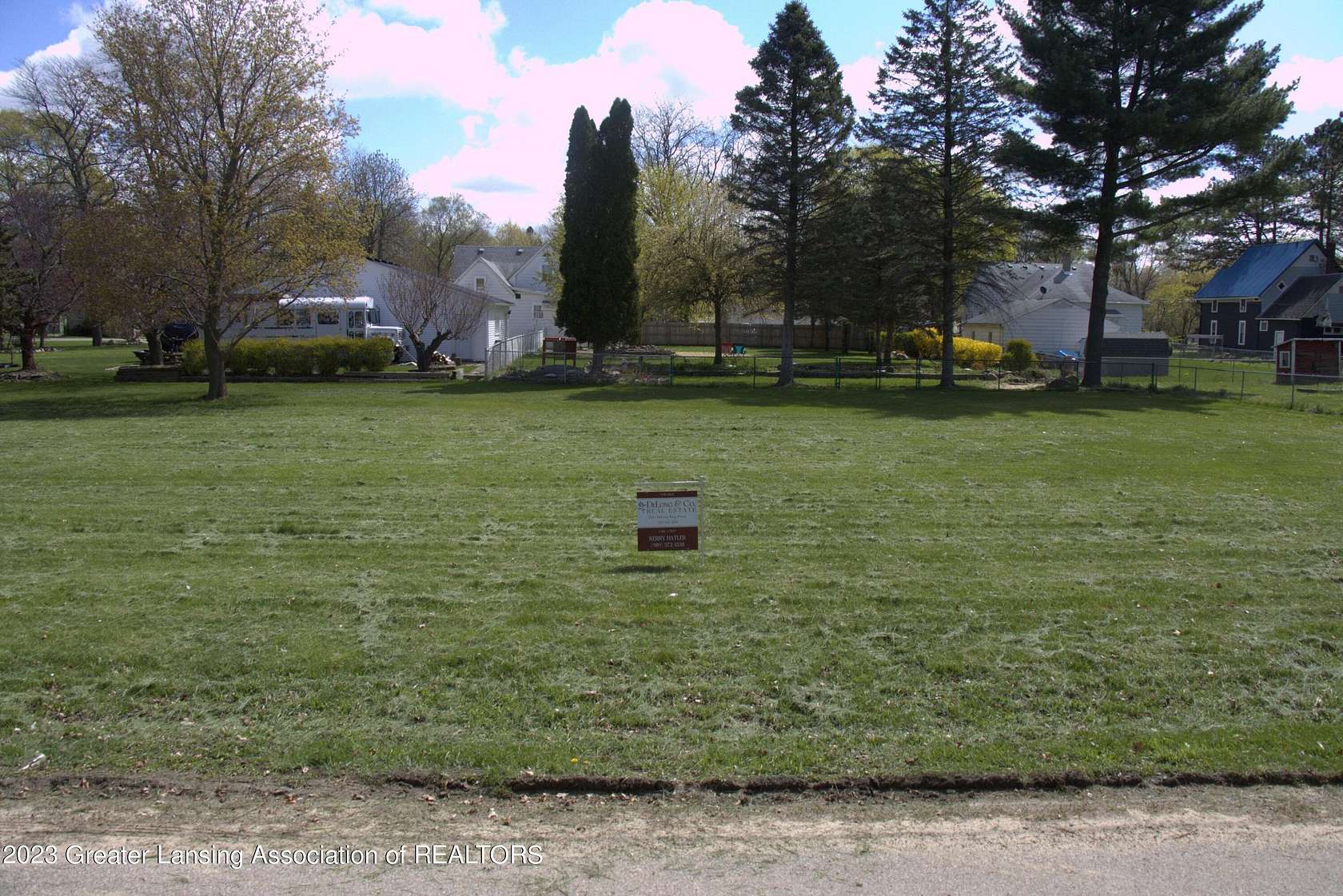 0.18 Acres of Land for Sale in Owosso, Michigan