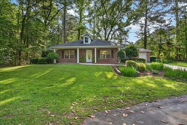 81.8 Acres of Land with Home for Sale in Columbia, Mississippi