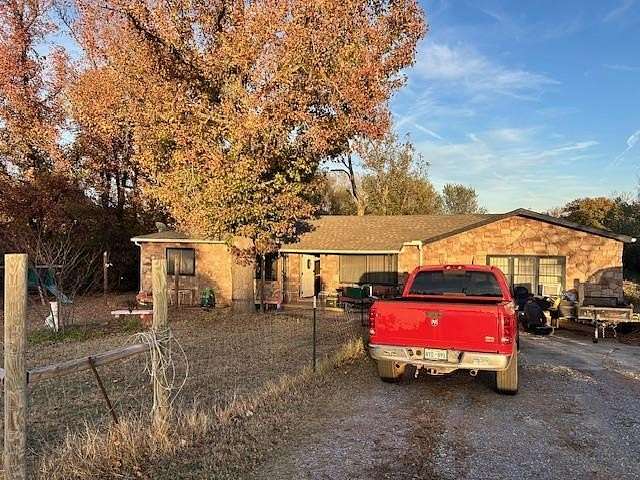 2.5 Acres of Land with Home for Sale in Newalla, Oklahoma