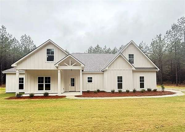 10 Acres of Land with Home for Sale in Salem, Alabama