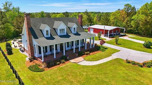 224 Acres of Land with Home for Sale in Wiggins, Mississippi