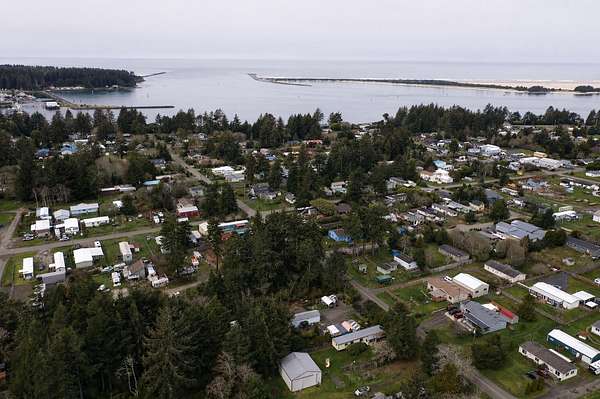 0.25 Acres of Residential Land for Sale in Coos Bay, Oregon