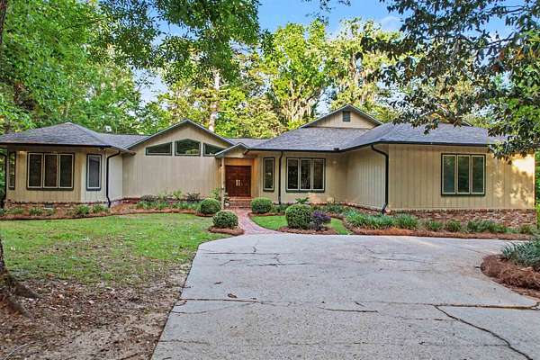 1.8 Acres of Land with Home for Sale in Tallahassee, Florida