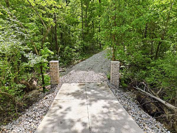 21.3 Acres of Land for Sale in Louisville, Kentucky