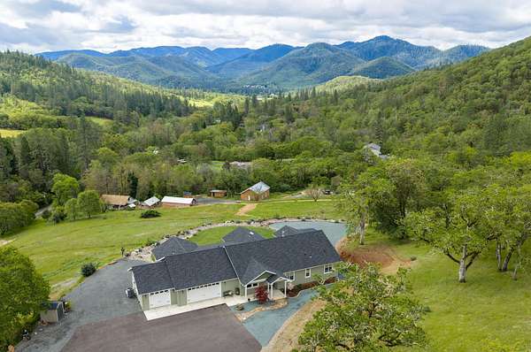 20.2 Acres of Agricultural Land with Home for Sale in Gold Hill, Oregon