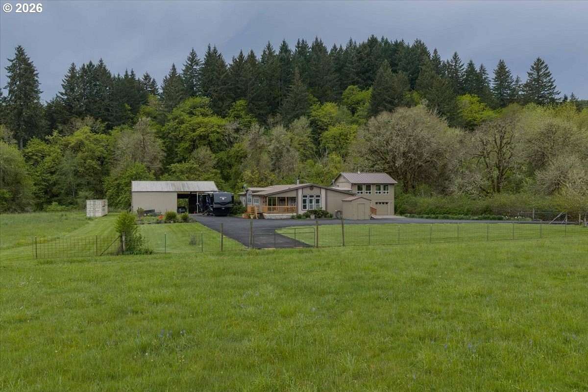 27.8 Acres of Land with Home for Sale in McMinnville, Oregon