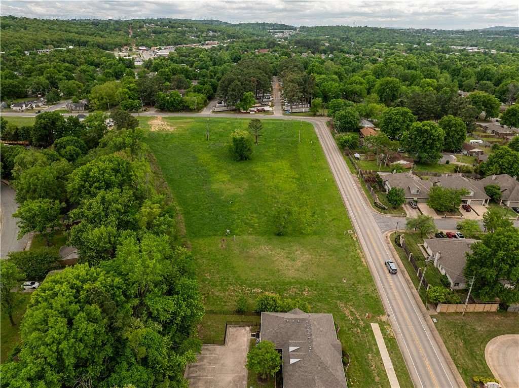 0.49 Acres of Land for Sale in Fayetteville, Arkansas