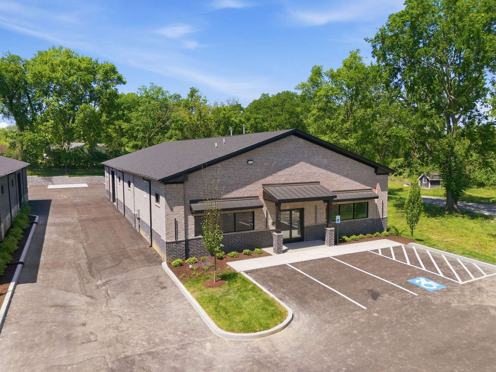 0.45 Acres of Mixed-Use Land for Sale in Hendersonville, Tennessee