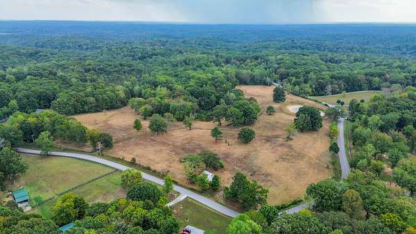 5.1 Acres of Residential Land for Sale in Kingston Springs, Tennessee