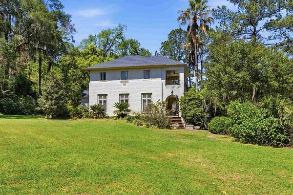 1.54 Acres of Land with Home for Sale in Tallahassee, Florida