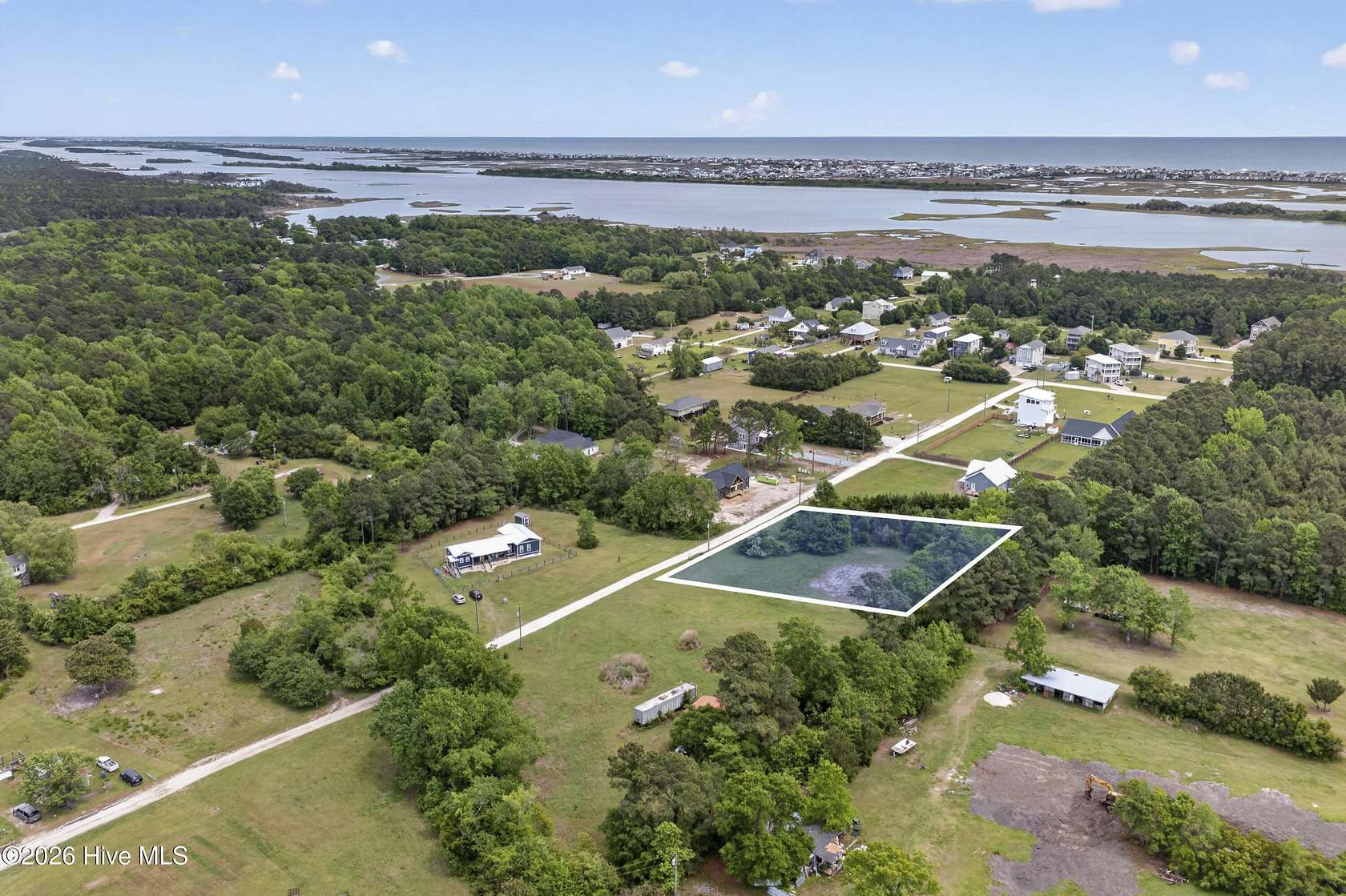 1 Acre of Residential Land for Sale in Hampstead, North Carolina