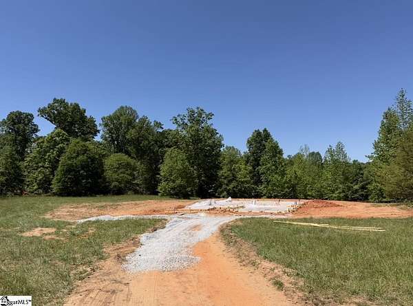 5.39 Acres of Land with Home for Sale in Gray Court, South Carolina